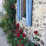 Apartamento Meublé De Tourisme Au Cœur Du Village à , Béarn