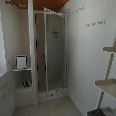 Meuble De Tourisme Au Coeur Du Village A , Haut Bearn * Aramits